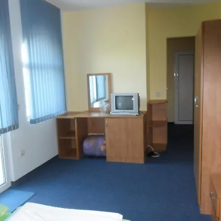 Отель Varnata Family Варвара