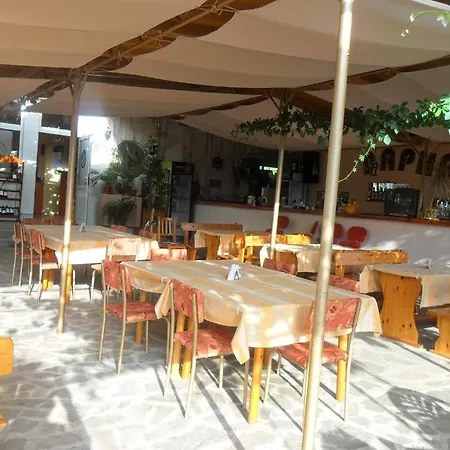 Hotel Varnata Family 2*